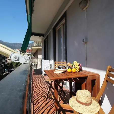 Appartement Casa By Holiday World San Remo